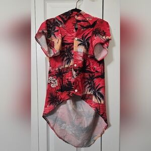 Tropical Red and Black Hawaiian Dog Shirt, 5XL, New Without Tags
